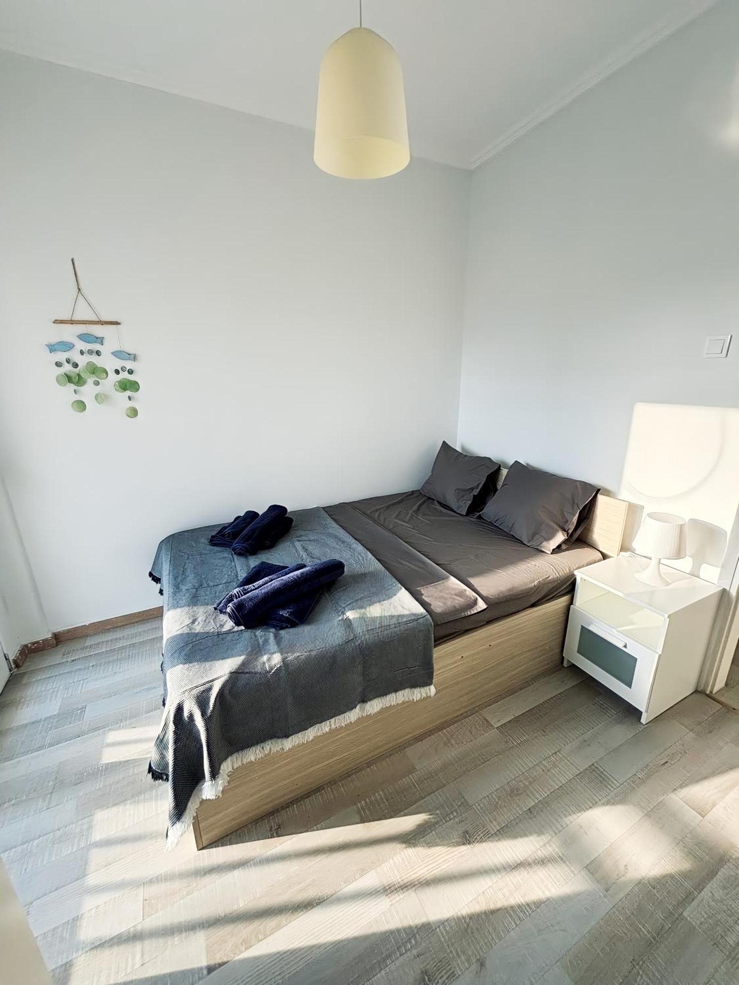 Nouri Schoene Wohnung In Direkter Strandnaehe, Schnelles Internet, Freies Parken, Nahe Flughafen Peraia  Bagian luar foto